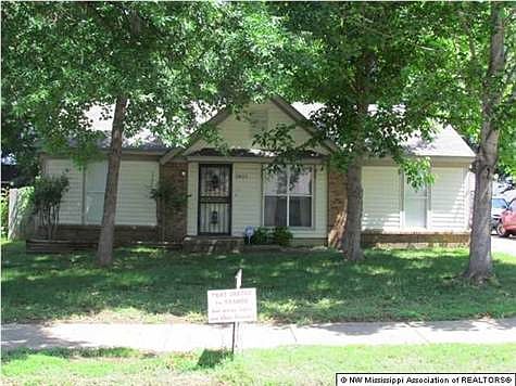 1st image of 3800 Heathcliff Dr