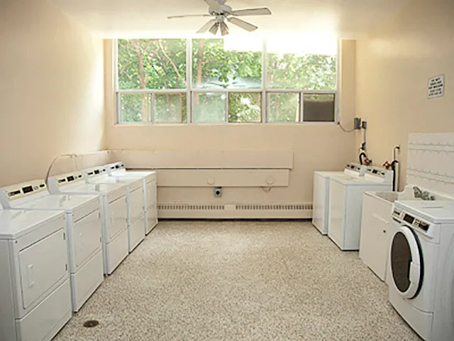 555 Sheppard Ave W — Photo 7