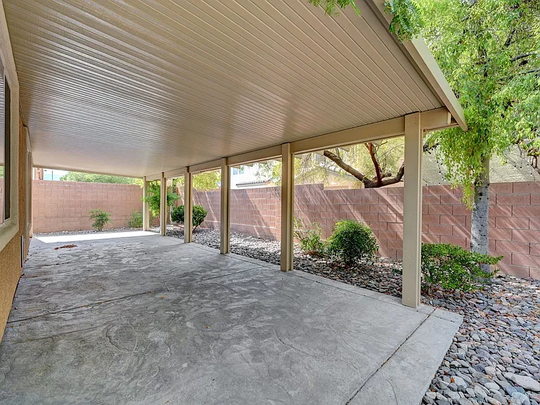10240 Gladstone Peak St N — Photo 45