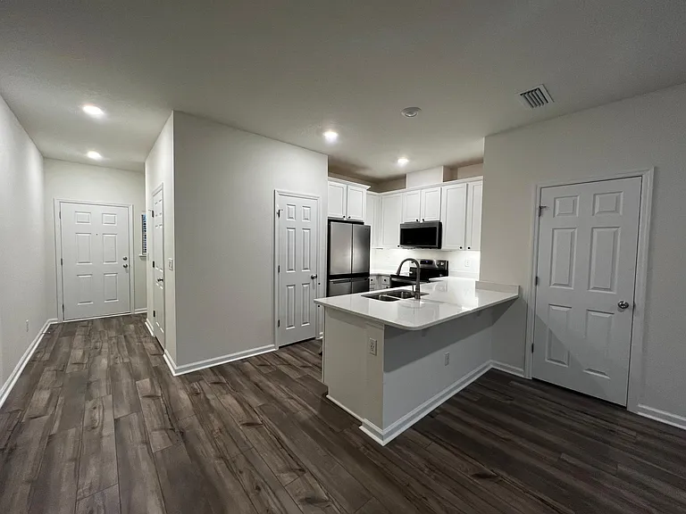 9883 Fiddleback Ln — Photo 8