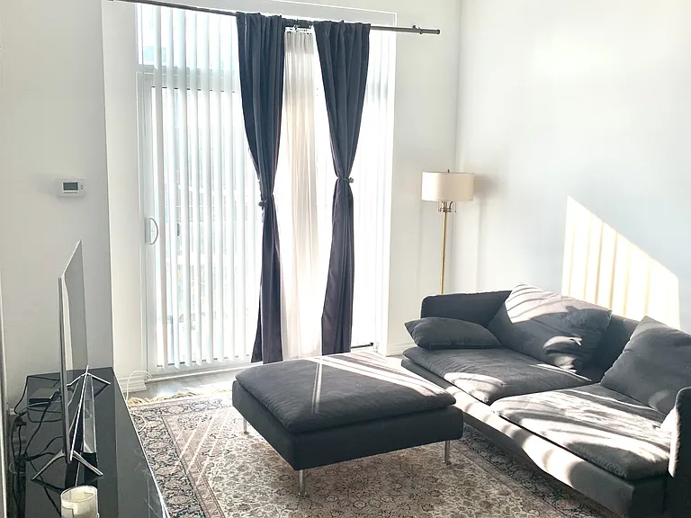 11611 Yonge St #629 — Photo 2
