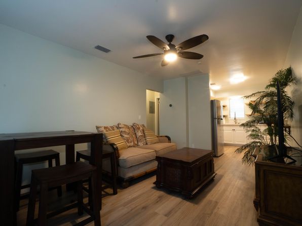 520 Eastwind Dr APT B