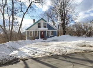 443 River Rd, Charlestown, NH 03603