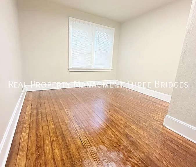 5533 Grace Ave — Photo 11