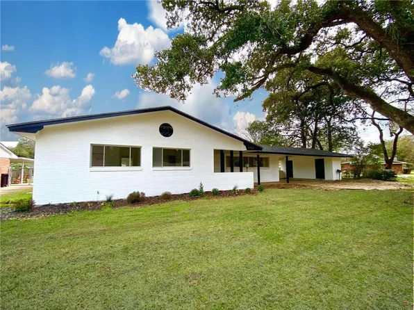 5703 Navaho Trl, Alexandria, LA 71301