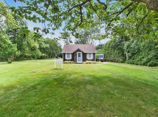 55 Norris Ln, Bridgehampton, NY 11932