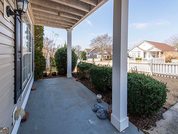 4th image of 2756 Nautical Way