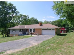 122 Highland Park Ave, Excelsior Springs, MO 64024