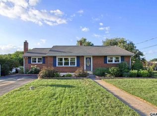 27 Carolyn St, Harrisburg, PA 17112