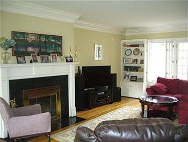 4th image of 2256 N Saint James Pkwy
