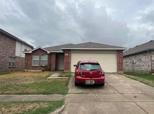 2905 Paddock Way, Denton, TX 76210