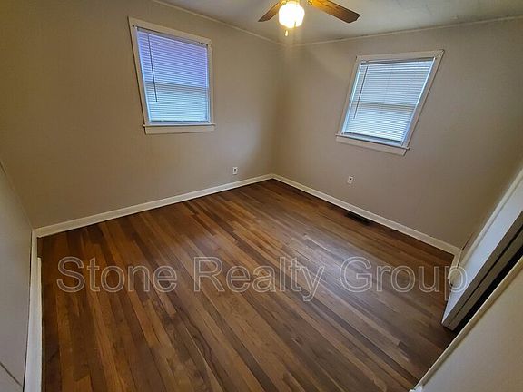 5th image of 3240 N 35th St