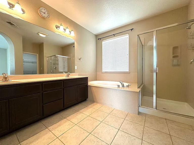 3895 Bethpage St — Photo 19