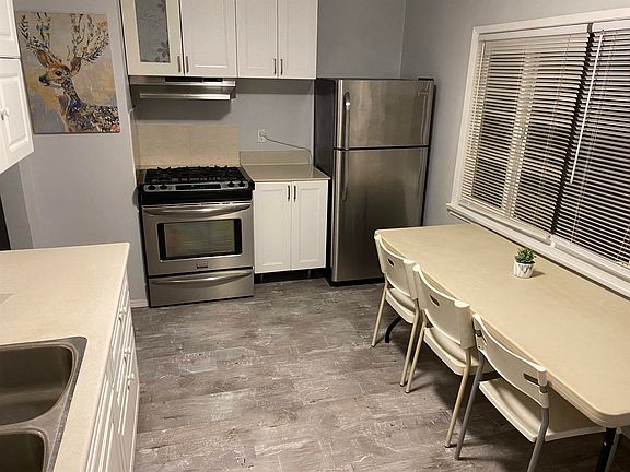 2nd image of 1000 E 21st Ave