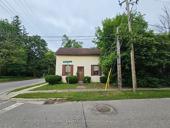 2nd image of 99 Church St E