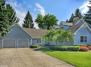 1355 Shady Ln, Wheaton, IL 60187