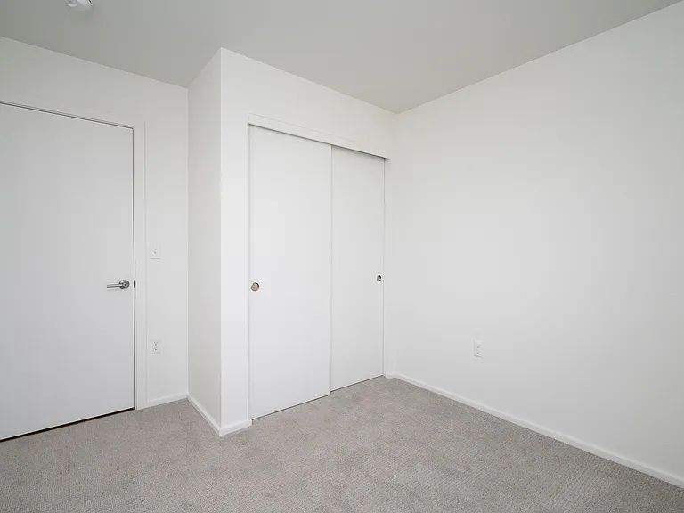 Rockwood Village Apartments — Photo 70