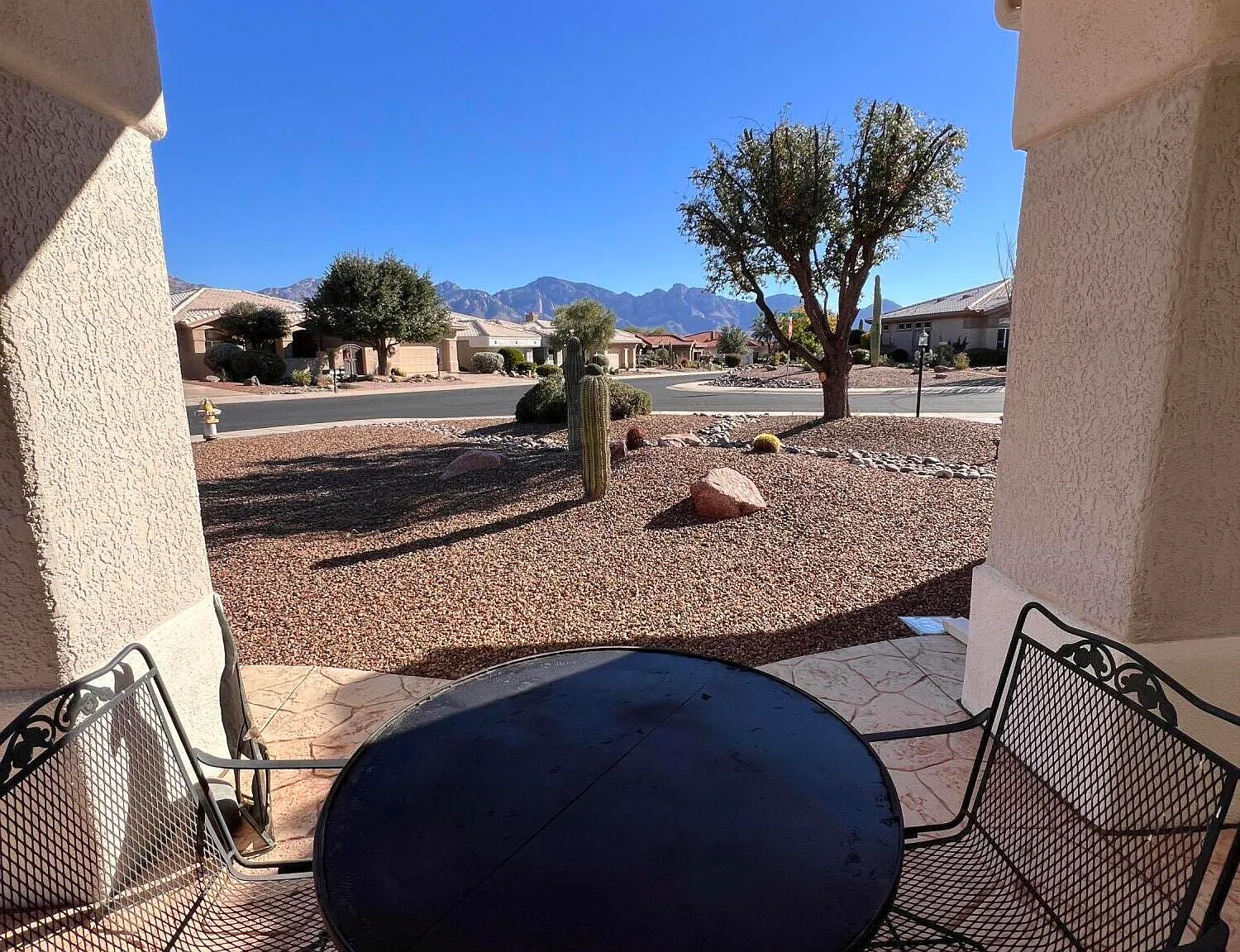 2 bed, 2.0 bath, 1923 sqft, $2,650 — Photo 3