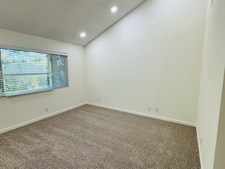 4831 Touchstone Ter — Photo 13