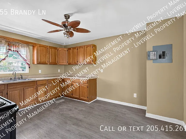 955 Brandy Ln — Photo 6