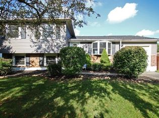 3183 Wendover Ct, Columbus, OH 43232