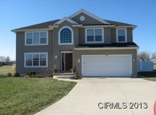 504 Devoe Dr, Sweetser, IN 46987