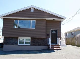 101 Steeple St, Revere, MA 02151