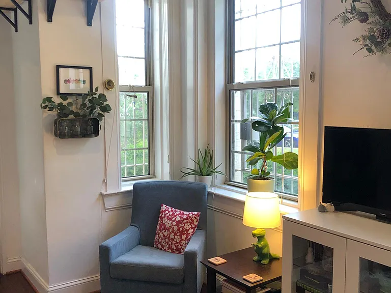 101 N Carolina Ave SE #106 — Photo 14