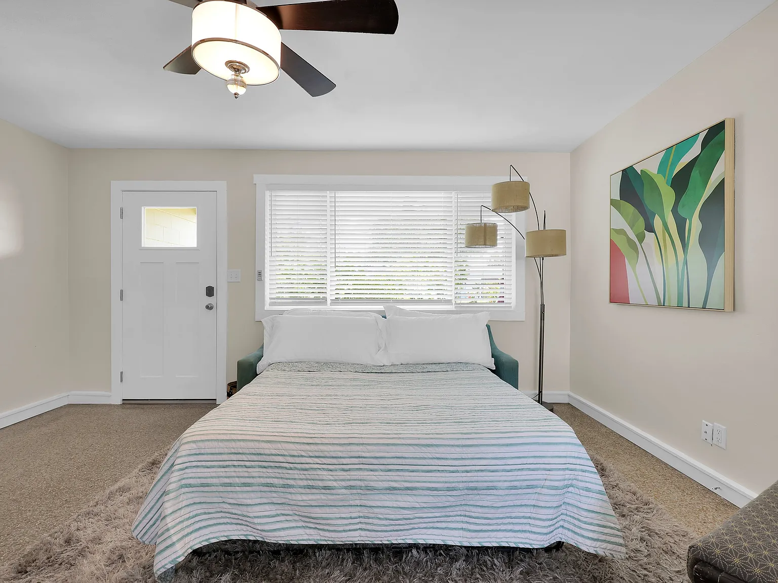 2 bed, 1000 sqft, $2,425 — Photo 3