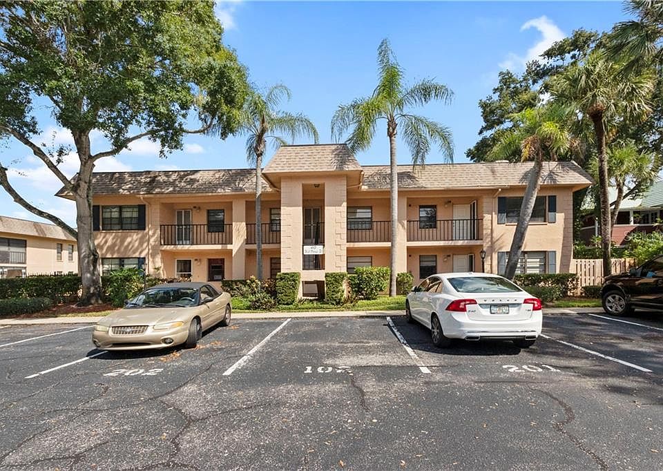1st image of 40 W Orange St APT 101