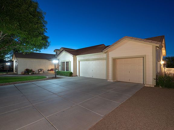 3rd image of 9704 W Golddust Dr