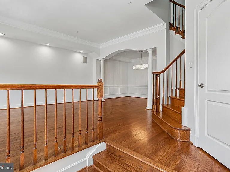 417 Winding Rose Dr — Photo 3