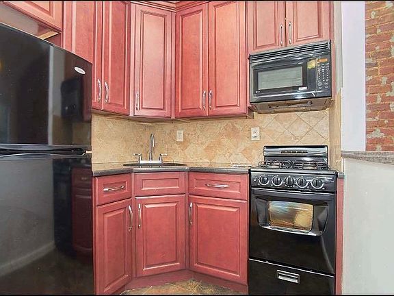 4th image of 56 Avenue C APT 2B