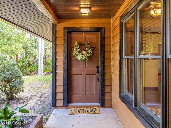3rd image of 7085 Orchid Tree Dr