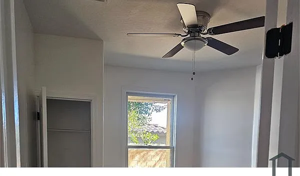 18293 W Elm St — Photo 5
