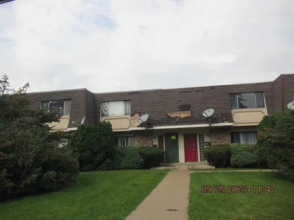 6129 West Calumet ROAD #D28, Milwaukee, WI 53223