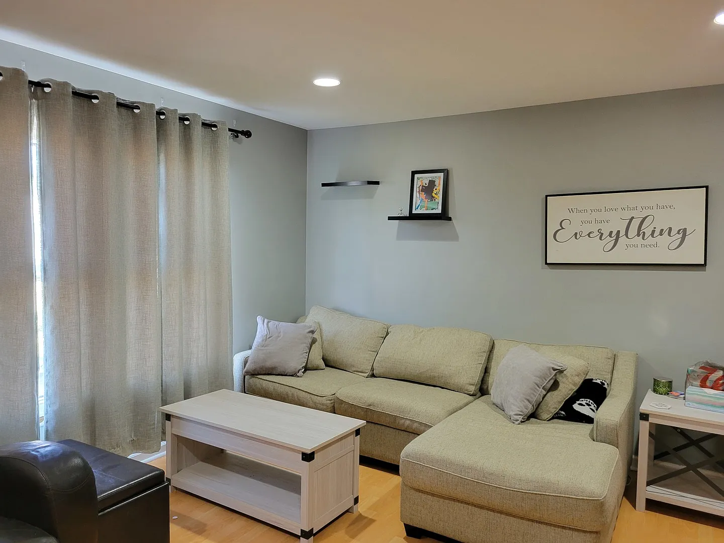 2 bed, 1000 sqft, $2,000 — Photo 3