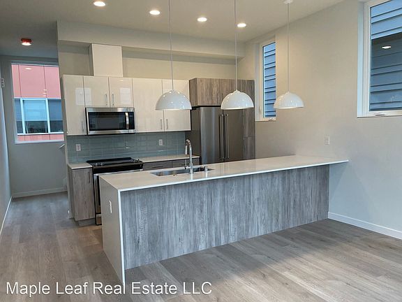 5th image of 7546 43rd Ave S Unit C