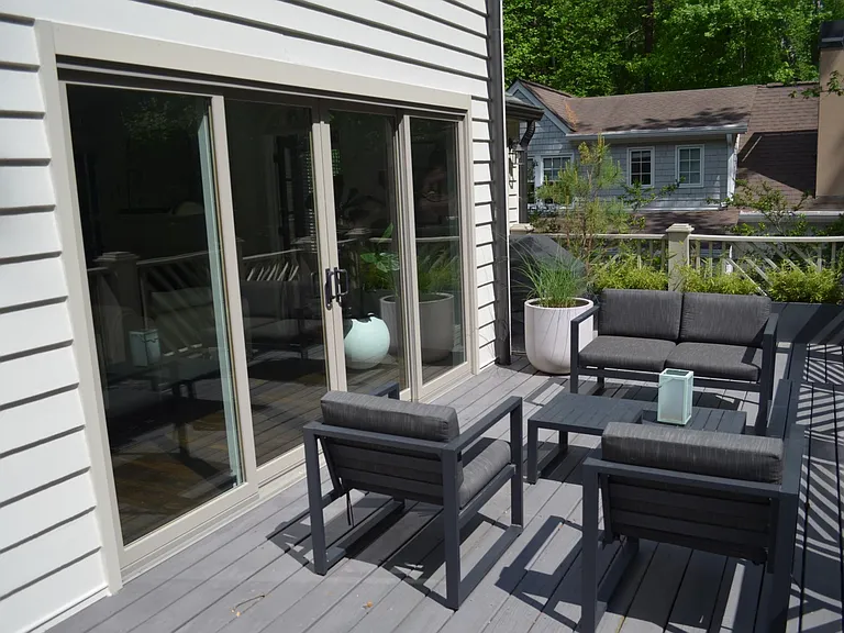 3825 Peachtree Dunwoody Rd NE — Photo 40