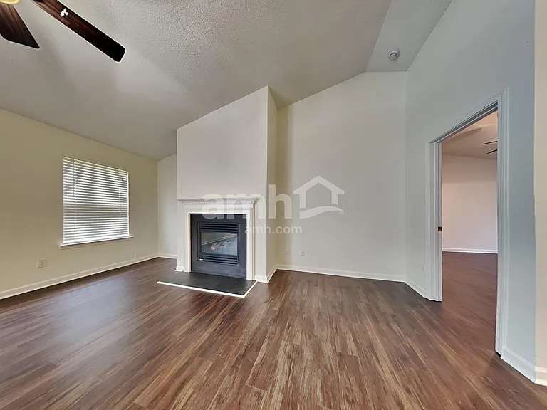 6014 Pennycross Ln — Photo 8