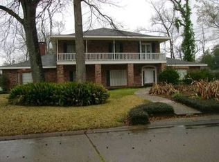 3701 Mossy Cup Dr, Lake Charles, LA 70605