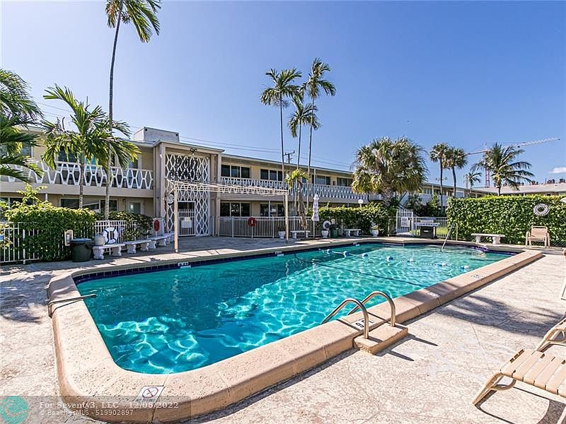 1st image of 900 Atlantic Shores Blvd APT 122