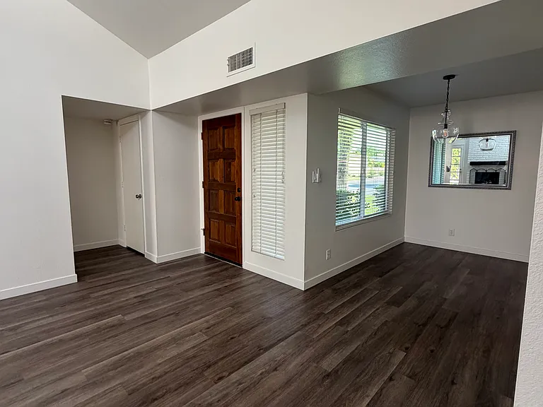 3413 N Sunridge Ln — Photo 23