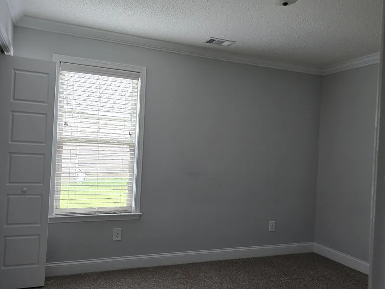 108 Wenlock Cir — Photo 22