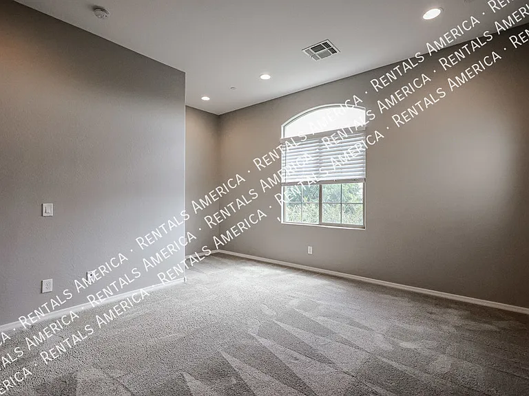 2751 S Balsam Dr — Photo 13