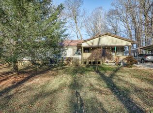 1323 Idlewild Dr, Sparta, TN 38583