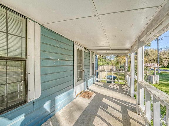 3rd image of 5521 Sun Valley Dr