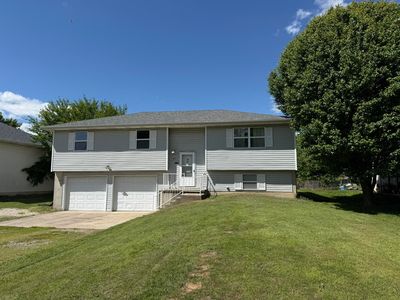 275 E 3rd Street, Marshfield, MO, 65706