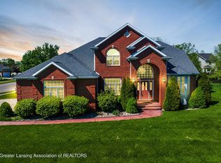 10820 Ireland Dr, Grand Ledge, MI 48837
