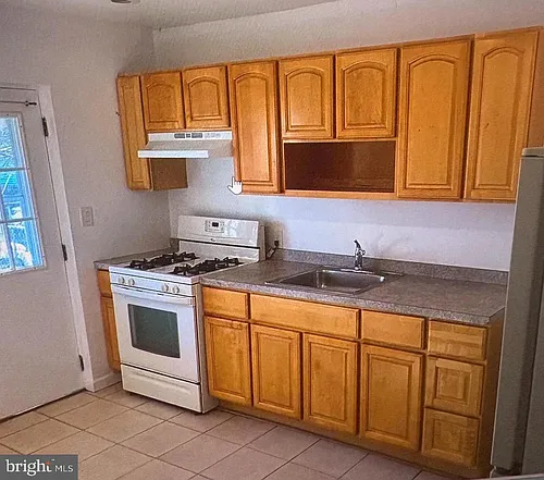 3208 Mitchell St Photo 1